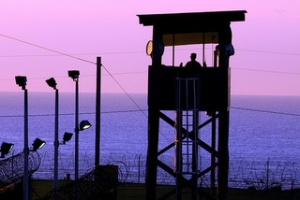 Soldier stands guard at Guantanamo Bay
