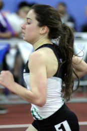 Keller runs in the 1600m meet of the State Championship.