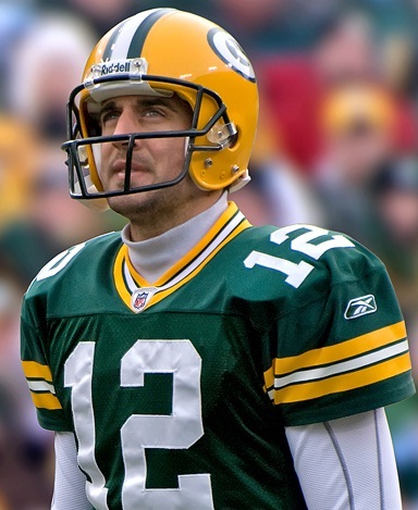 Aaron Rodgers breaks collarbone; likely out for the season