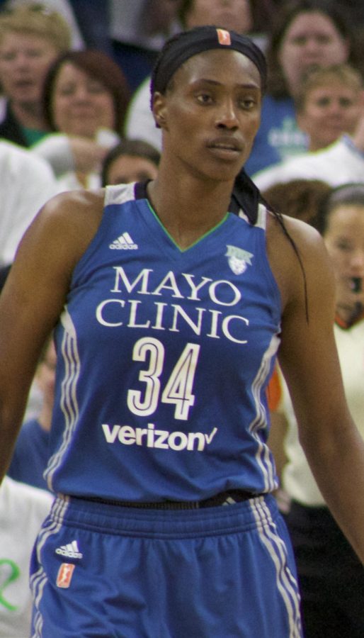 Sylvia+Fowles%2C+the+2017+MVP+for+the+WNBA+is+one+of+many+womens+basketball+players+who+seeks+equal+pay.