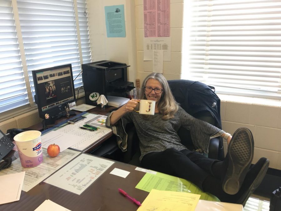 Administrator+Janan+Slough+relaxes+behind+her+desk+instead+of+doing+work.+She+is+an+avid+fan+of+Criminal+Minds+and+watches+four+episodes+every+day.