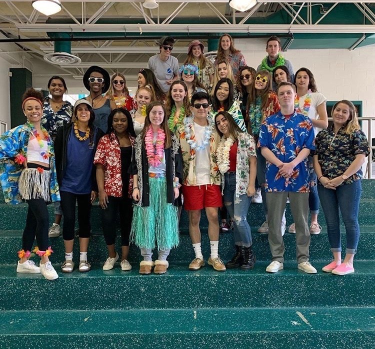 The+senior+leadership+class+rocks+their+colorful+Hawaiian+shirts+and+leis+on+Tropical+Tuesday.+This+was+one+of+the+easier+spirits+for+students+to+be+involved+in.+%0A