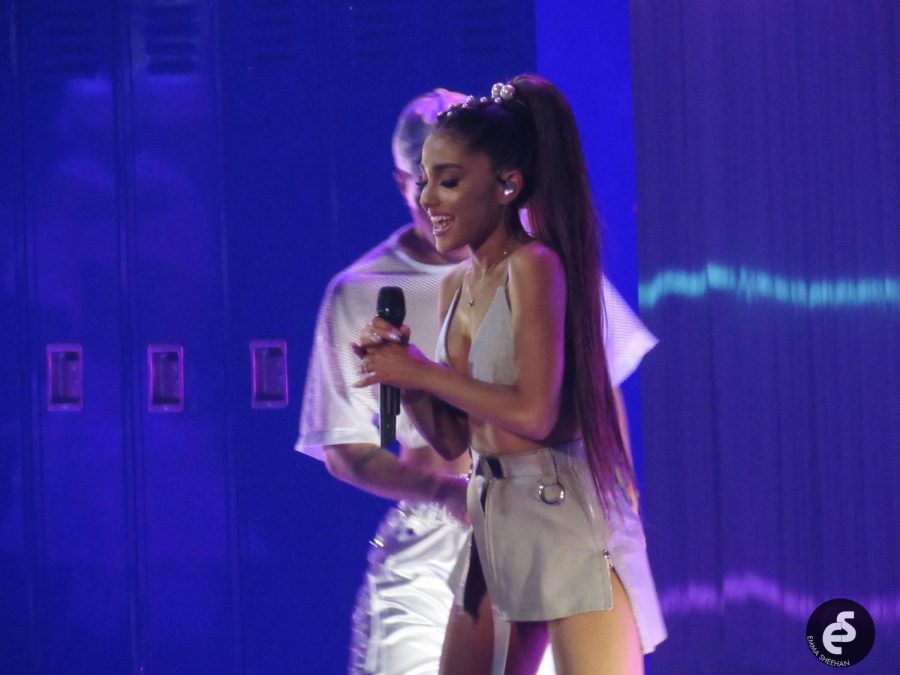 Ariana+Grande+sings+in+a+concert.+Grande+was+not+afraid+to+use+profanity+in+her+hit+single+last+year+thank+u%2C+next.+