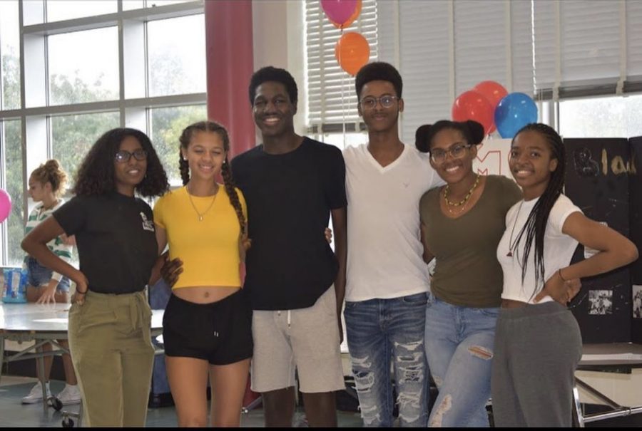 The Black Student Union members (starting from left) Lwam Yebio, Liana Wilkinson, Nnayelu Oranuba (President), Yerim Kone (Vice President), Jaydan Fogo and Paula Tinong. The members attended the New Student cookout to recruit incoming freshman.