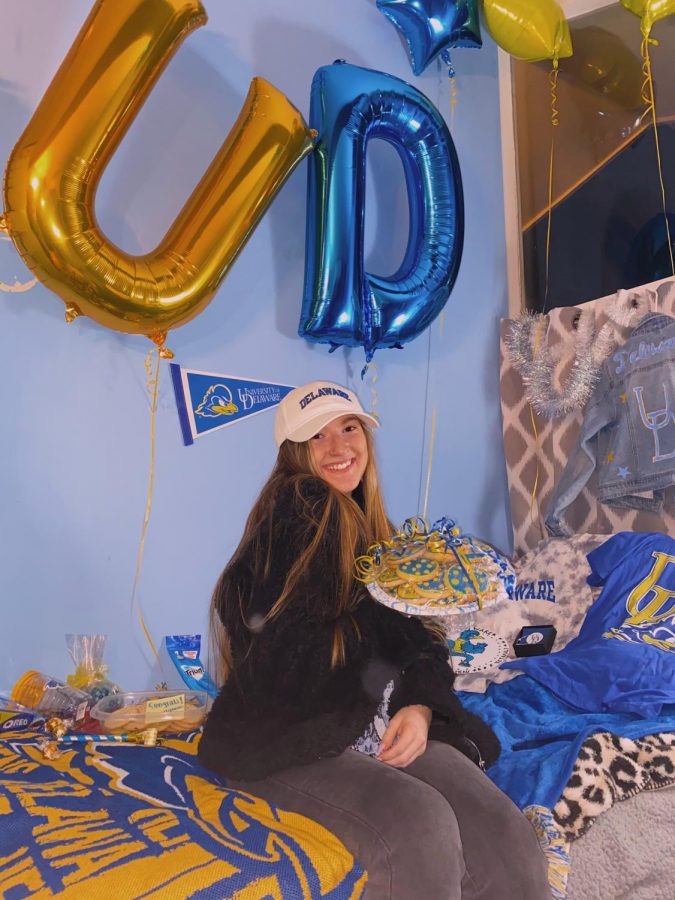 Senior+Olivia+Tetraults+friends+threw+her+a+bed+party+after+she+committed+to+the+University+of+Delaware.+Her+friends+brought+school+apparel+and+Delaware+themed+treats+to+celebrate+her+big+decision.