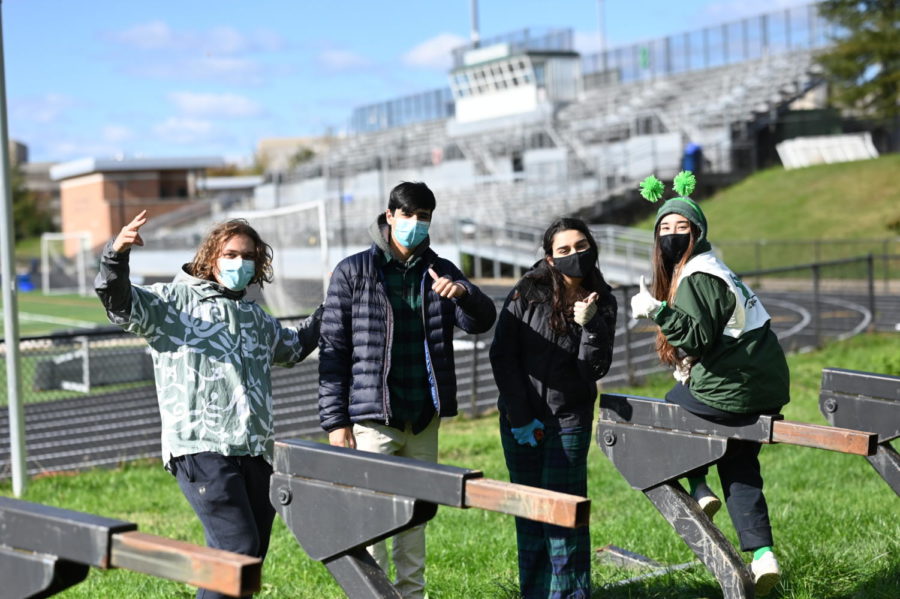 Seniors participate in the yearly senior shed painting at WJ.