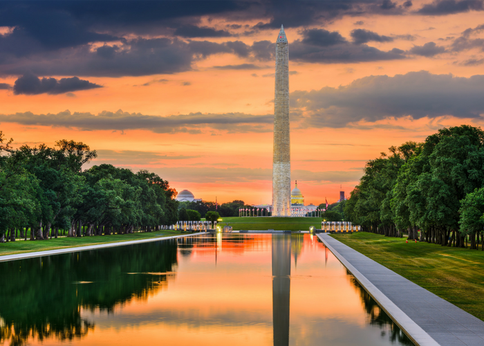 As things begin to look up in terms of COVID-19, students look for activities to do and places to go in the DC Metro Area. Going into the National Mall at night, especially around sunset, is a fun and cheap way to spend a night in the city!