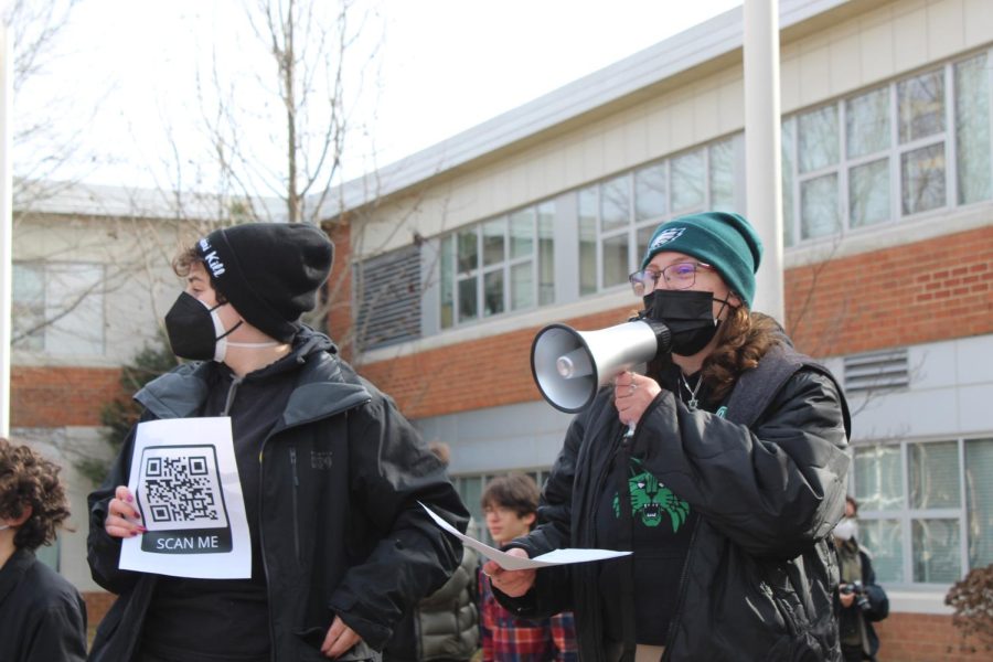 MCPS students march to demand transition to virtual learning