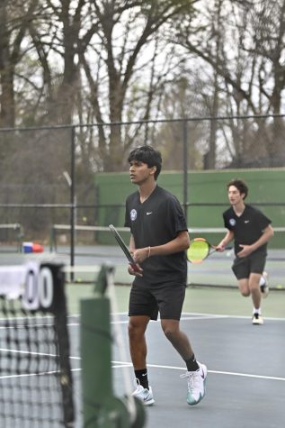Doubles partners junior Utkarsh Srivastava and senior Nick Bloch prepare to field a serve during their April 8 game against Whitman HS. The Wildcats look to bounce back from a mixed season come Regionals.
