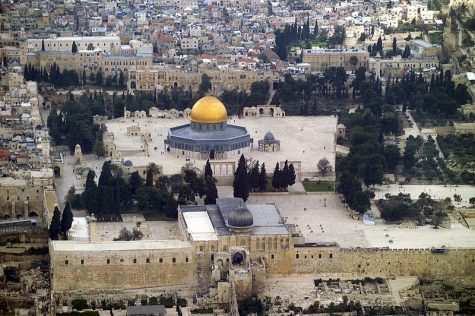 An aerial view of Al-Aqsa Mosque (lower center). Clashes between Israeli police and Palestinian rioters broke out in the morning of Apr. 15 and continued in the following days.