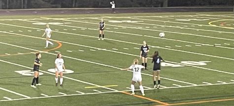Senior forward Caroline Williams tries to track down the ball against the Whitman Vikings. The Cats suffered their first loss of the season to the Vikings 1-0 in overtime.