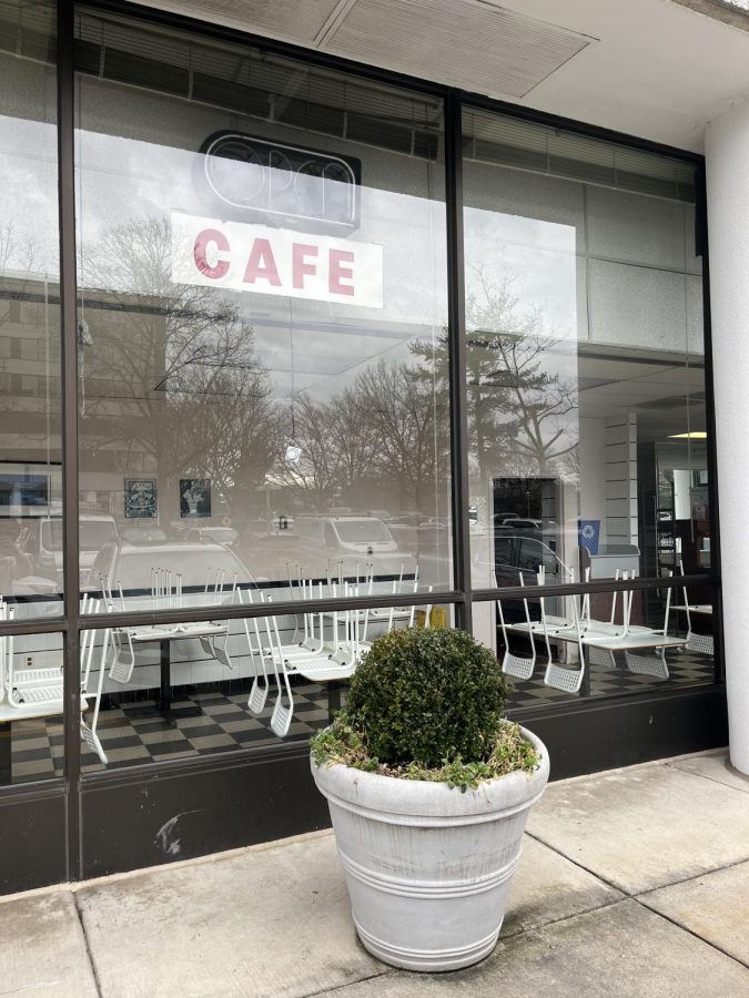 Rockspring Cafe was a very popular spot among students. Often times all of the seating was taken and students would be forced to eat on the sidewalk or take out.