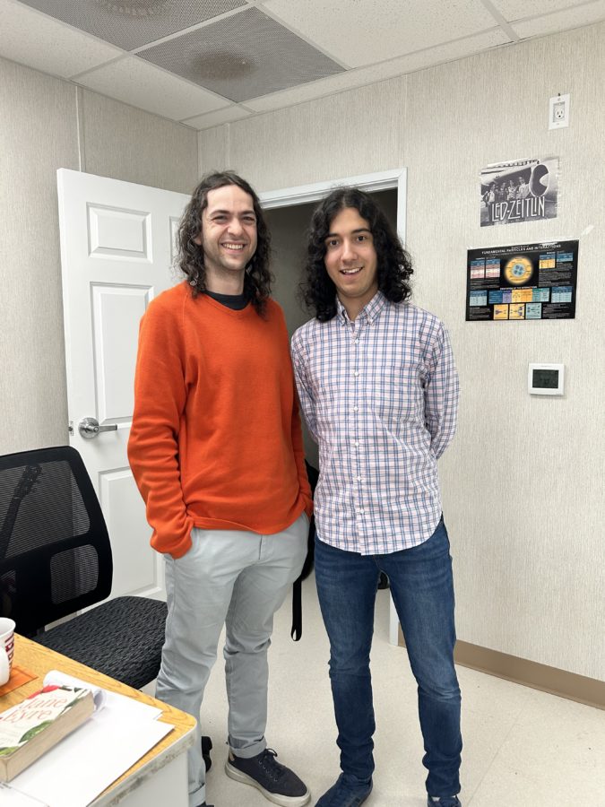 AP Literature teacher Adam Zeitlin and junior Nate Steinman cross paths on March 21. Soon afterwards, Steinman impersonated Zeitlin in third period AP Literature.