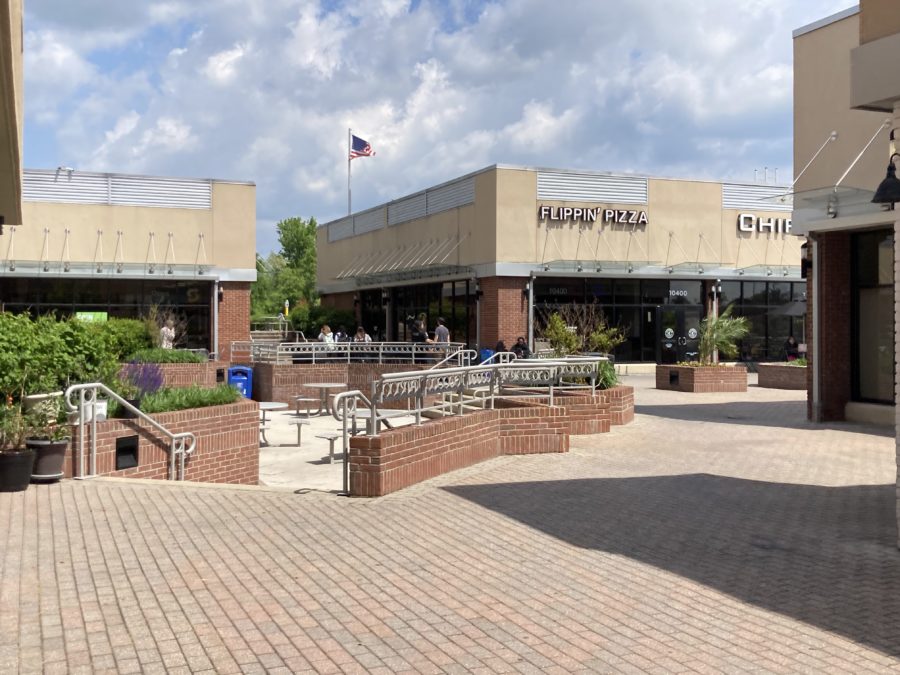 Georgetown Square sits mostly abandoned during the lunch hour on May 8. Since the implementation of Pay and Go, students have returned to campus afer purchasing lunch.