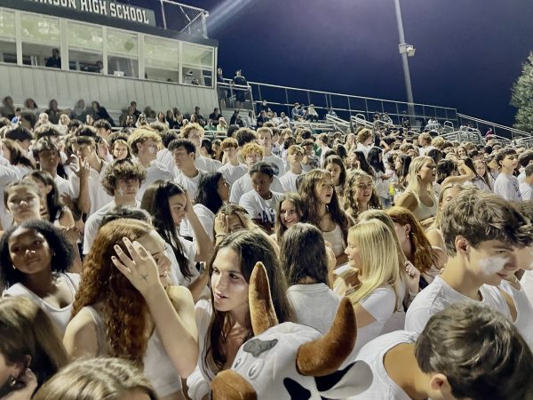 Students attend a Thursday night football game against Paint Branch high school on Sept. 22. Surprisingly, this game created a decent turnout for it being on a Thursday night.  “All my friends stayed, but at halftime, people started to leave because it was a school night,” senior Oliver Simons said.