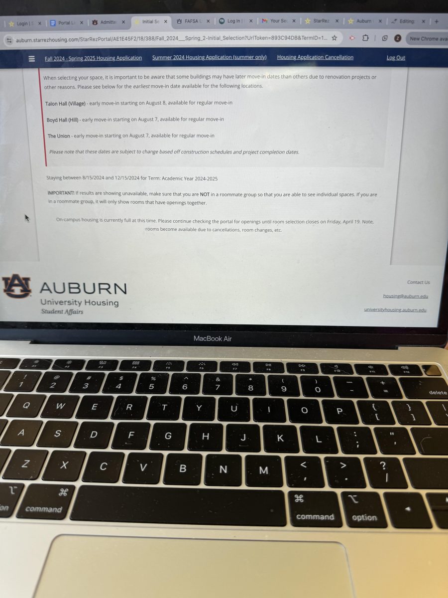 Auburn Housing Application presenting the words On-campus housing is currently full at this time.  Students at schools such as Auburn are facing this unfortunate message and forcing them to search for alternative forms of living. 